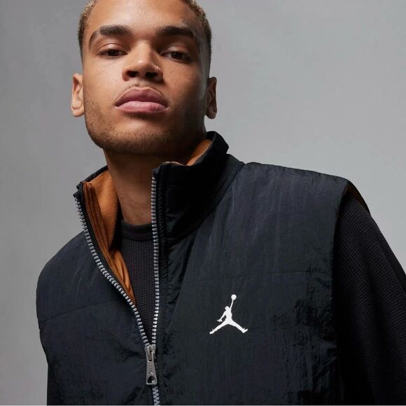Jordan Essentials Winter Fleece Vest Black Tan - Picture 3 of 8
